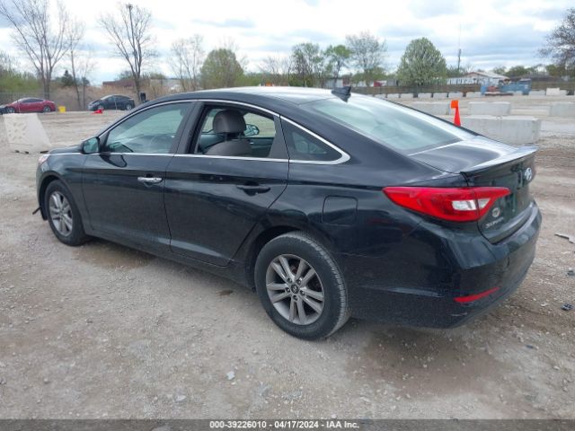 Photo 2 VIN: 5NPE24AFXFH004059 - HYUNDAI SONATA 