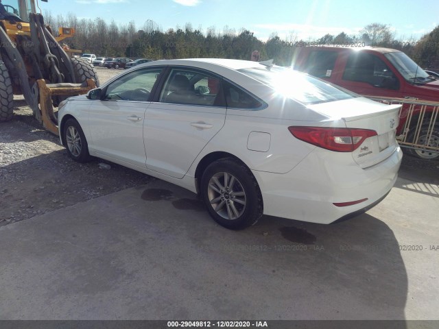 Photo 2 VIN: 5NPE24AFXFH012050 - HYUNDAI SONATA 