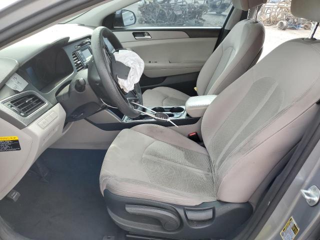 Photo 6 VIN: 5NPE24AFXFH013599 - HYUNDAI SONATA SE 