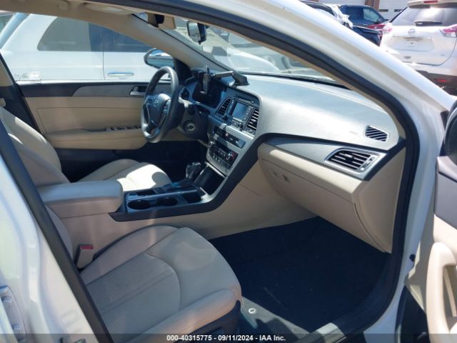 Photo 4 VIN: 5NPE24AFXFH015241 - HYUNDAI SONATA 