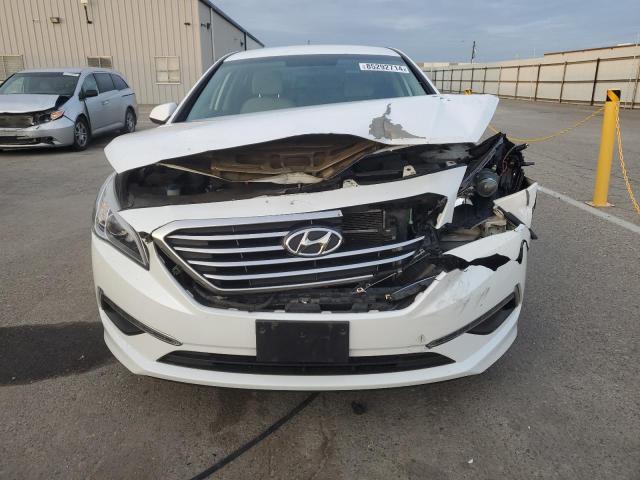 Photo 4 VIN: 5NPE24AFXFH020035 - HYUNDAI SONATA SE 