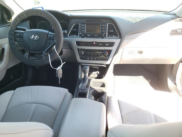 Photo 8 VIN: 5NPE24AFXFH020486 - HYUNDAI SONATA SE 