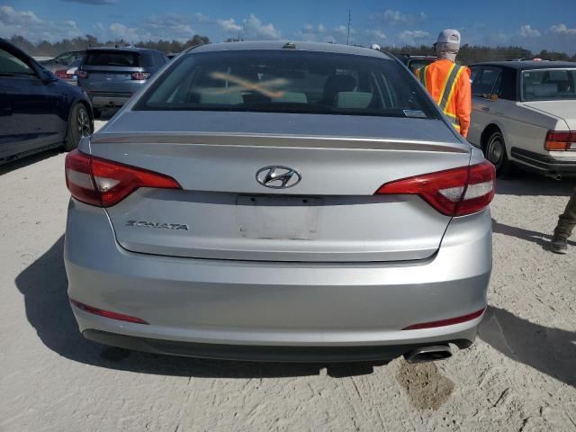 Photo 5 VIN: 5NPE24AFXFH055819 - HYUNDAI SONATA SE 