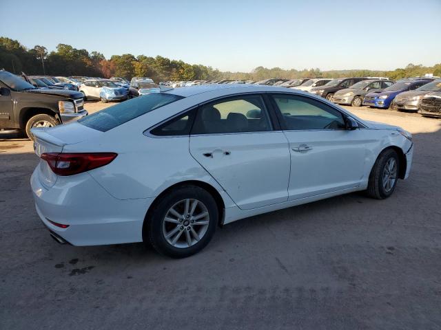 Photo 2 VIN: 5NPE24AFXFH066822 - HYUNDAI SONATA SE 