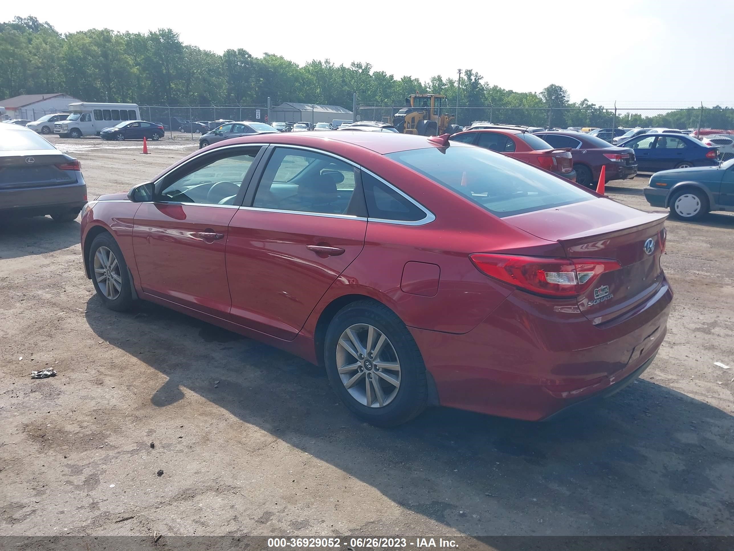 Photo 2 VIN: 5NPE24AFXFH152051 - HYUNDAI SONATA 