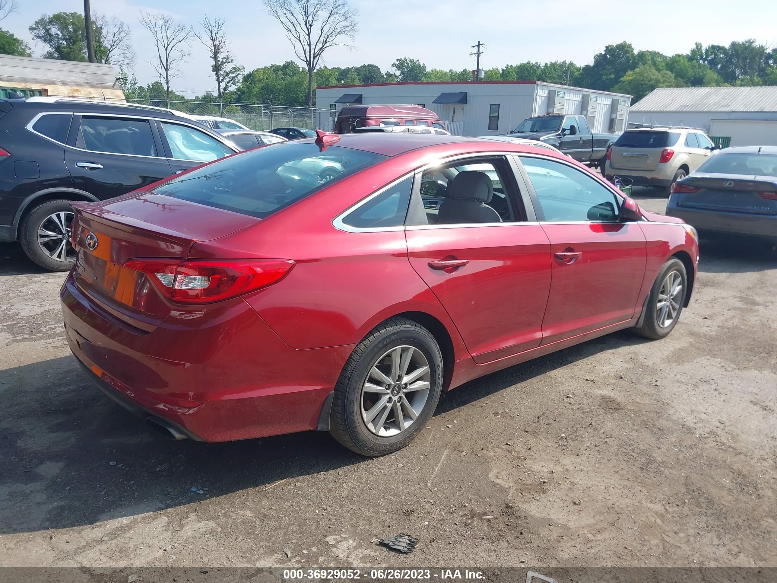 Photo 3 VIN: 5NPE24AFXFH152051 - HYUNDAI SONATA 