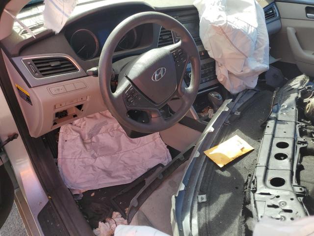 Photo 7 VIN: 5NPE24AFXFH163289 - HYUNDAI SONATA SE 