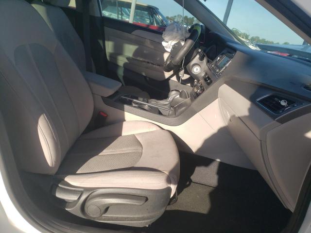 Photo 4 VIN: 5NPE24AFXFH184949 - HYUNDAI SONATA SE 