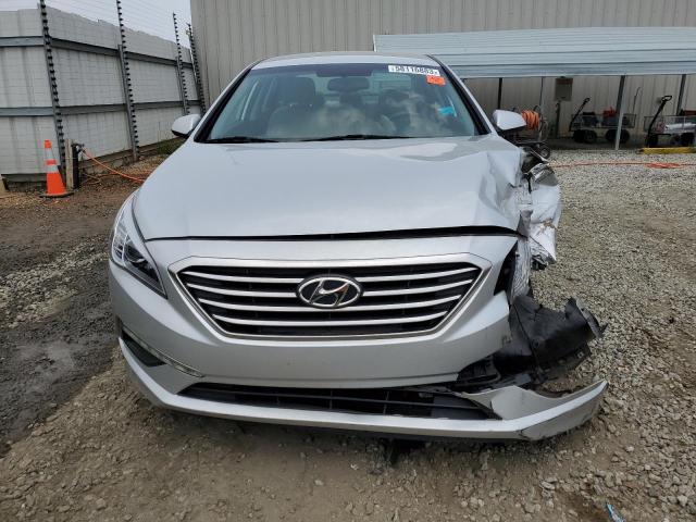 Photo 4 VIN: 5NPE24AFXFH187155 - HYUNDAI SONATA SE 