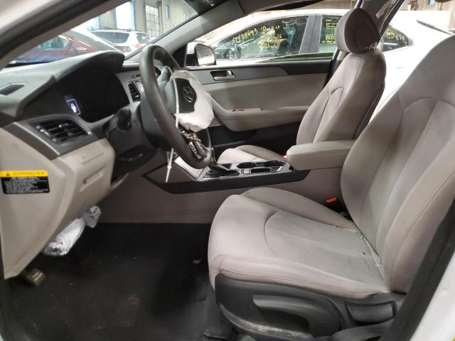 Photo 6 VIN: 5NPE24AFXFH201863 - HYUNDAI SONATA SE 