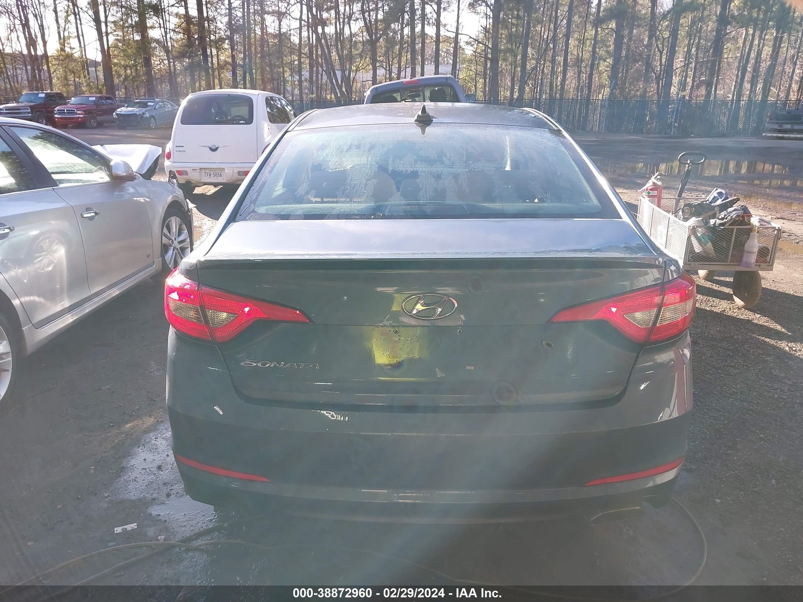 Photo 15 VIN: 5NPE24AFXFH212135 - HYUNDAI SONATA 