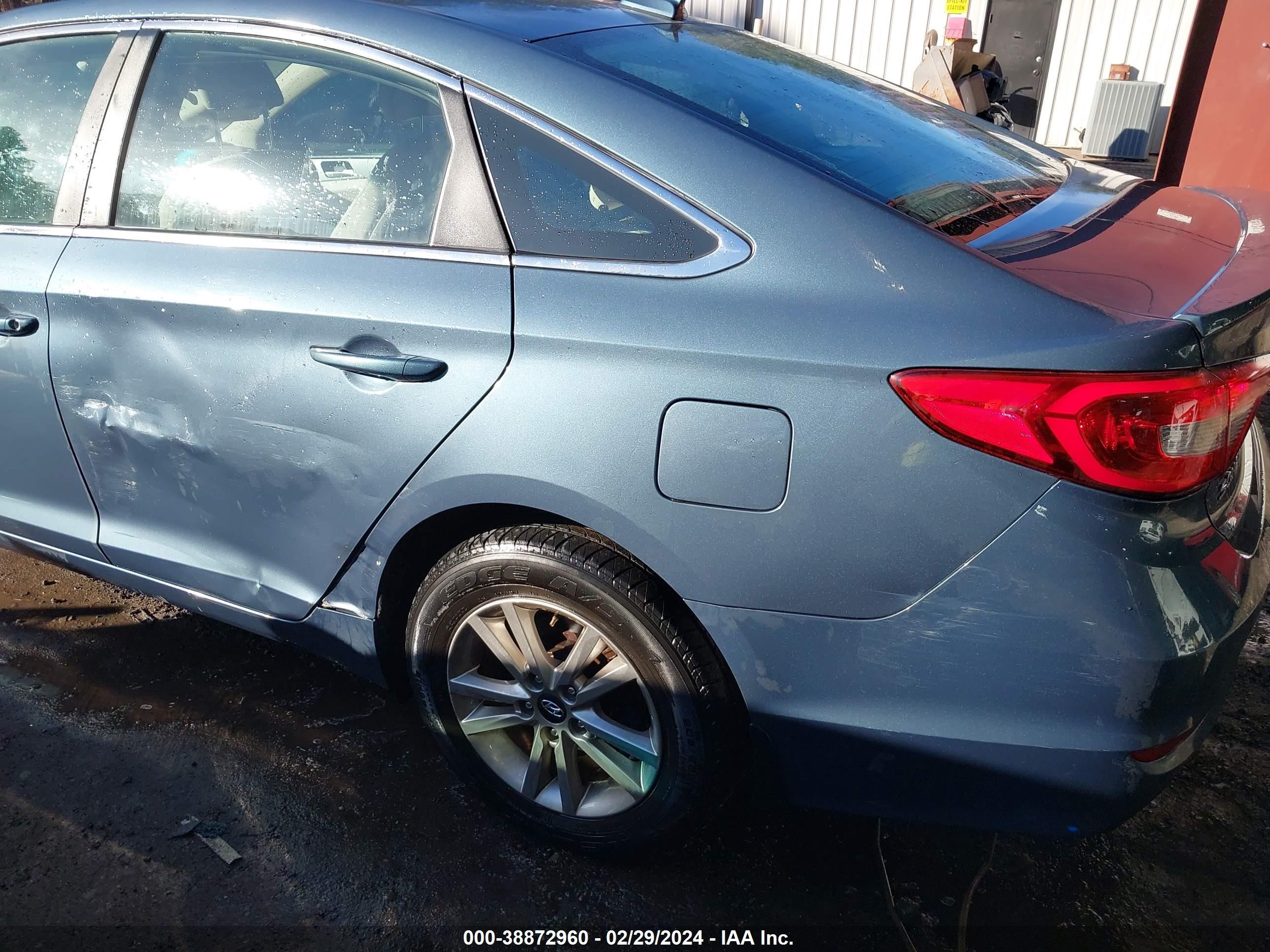 Photo 5 VIN: 5NPE24AFXFH212135 - HYUNDAI SONATA 