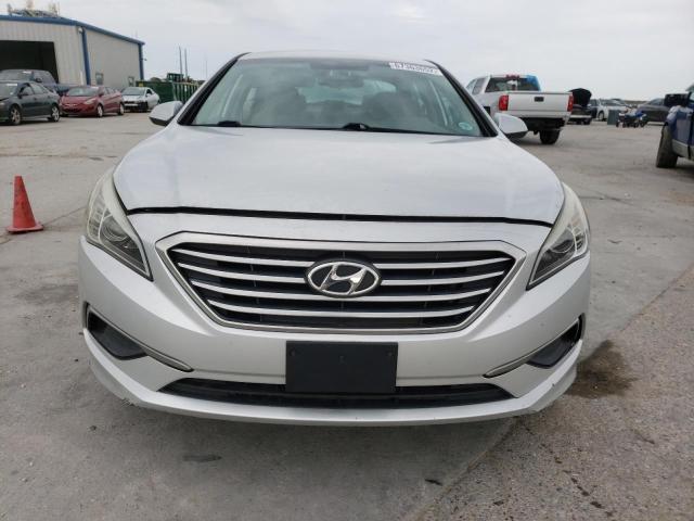 Photo 4 VIN: 5NPE24AFXGH261028 - HYUNDAI SONATA SE 