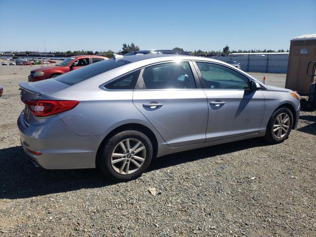 Photo 2 VIN: 5NPE24AFXGH268688 - HYUNDAI SONATA 