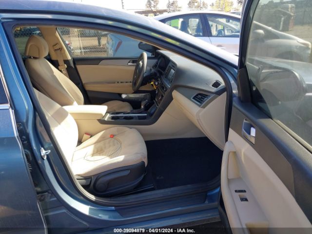 Photo 4 VIN: 5NPE24AFXGH273325 - HYUNDAI SONATA 