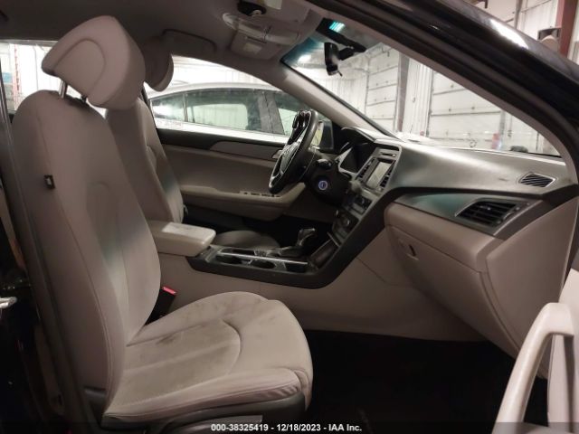 Photo 4 VIN: 5NPE24AFXGH285684 - HYUNDAI SONATA 