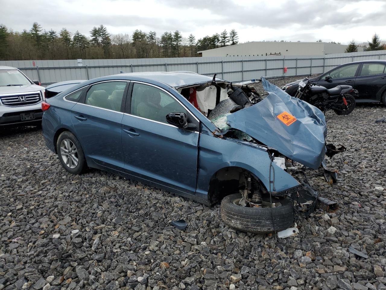 Photo 4 VIN: 5NPE24AFXGH295857 - HYUNDAI SONATA SE 