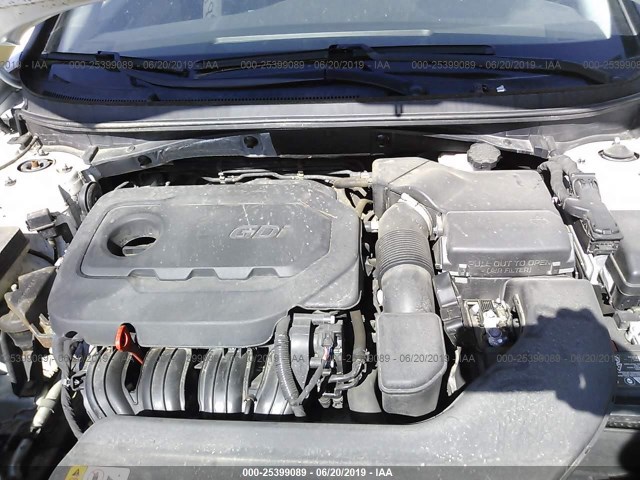 Photo 9 VIN: 5NPE24AFXGH298354 - HYUNDAI SONATA 