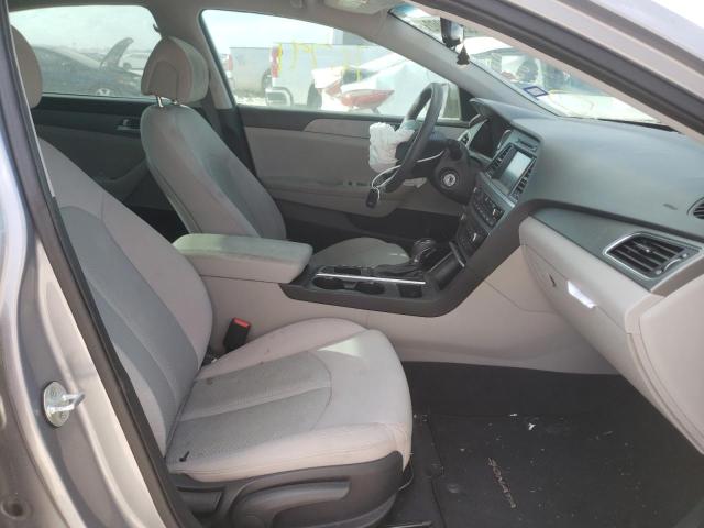 Photo 4 VIN: 5NPE24AFXGH300880 - HYUNDAI SONATA SE 