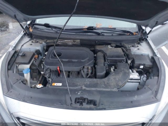 Photo 9 VIN: 5NPE24AFXGH302113 - HYUNDAI SONATA 