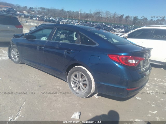 Photo 2 VIN: 5NPE24AFXGH302936 - HYUNDAI SONATA 