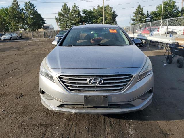 Photo 4 VIN: 5NPE24AFXGH309806 - HYUNDAI SONATA 