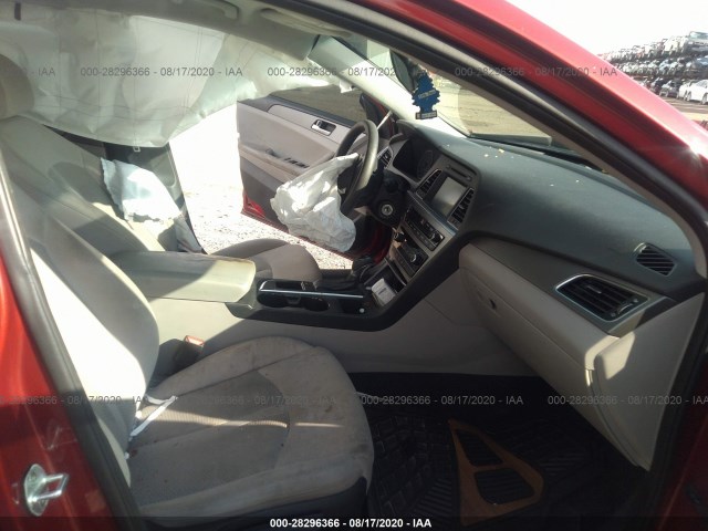 Photo 4 VIN: 5NPE24AFXGH313127 - HYUNDAI SONATA 