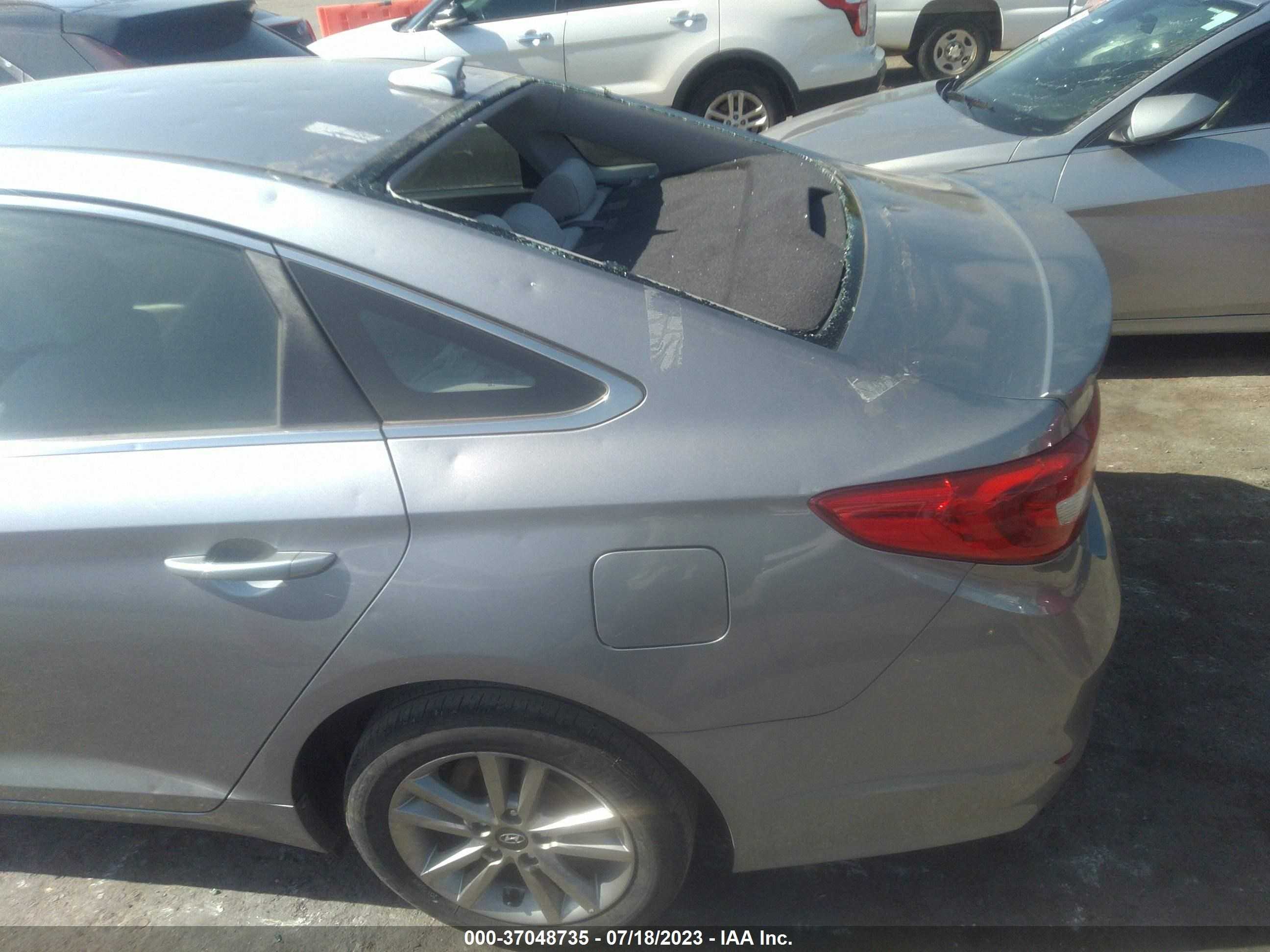 Photo 5 VIN: 5NPE24AFXGH322491 - HYUNDAI SONATA 