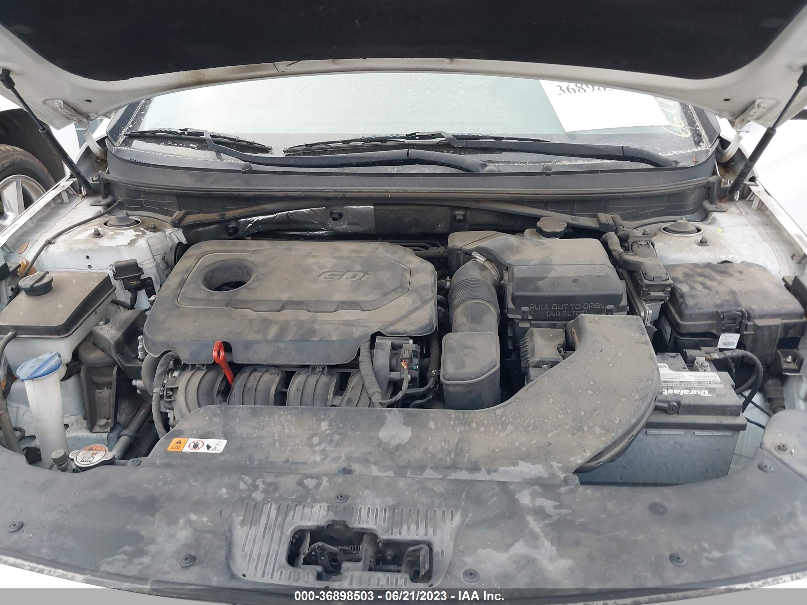 Photo 9 VIN: 5NPE24AFXGH337685 - HYUNDAI SONATA 