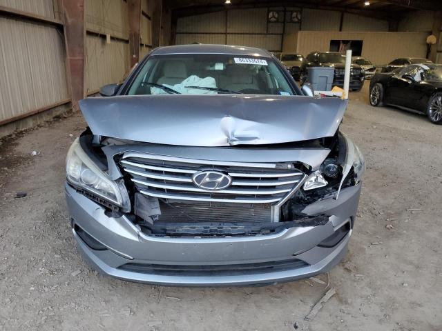 Photo 4 VIN: 5NPE24AFXGH337816 - HYUNDAI SONATA SE 