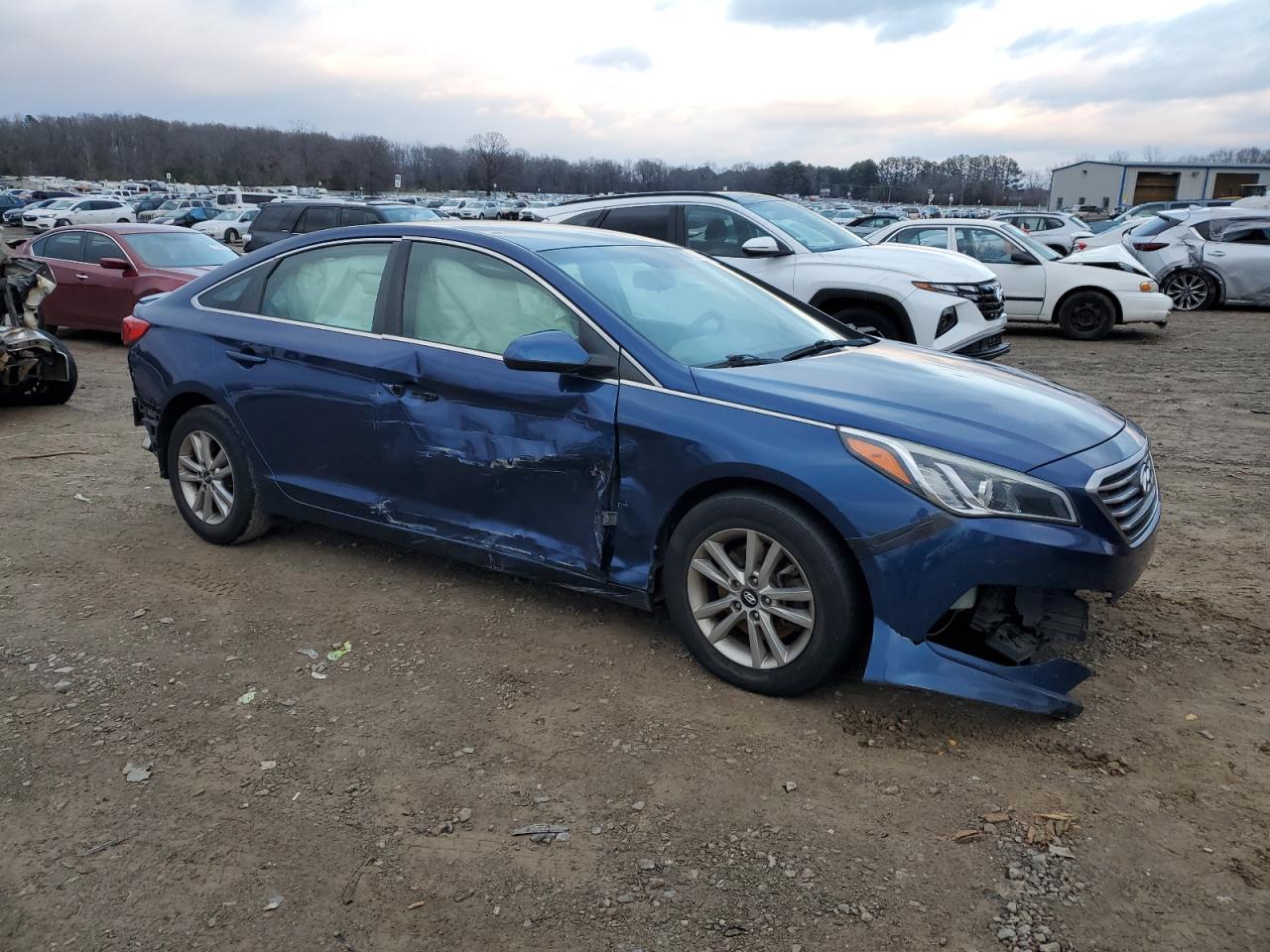 Photo 3 VIN: 5NPE24AFXGH355748 - HYUNDAI SONATA 