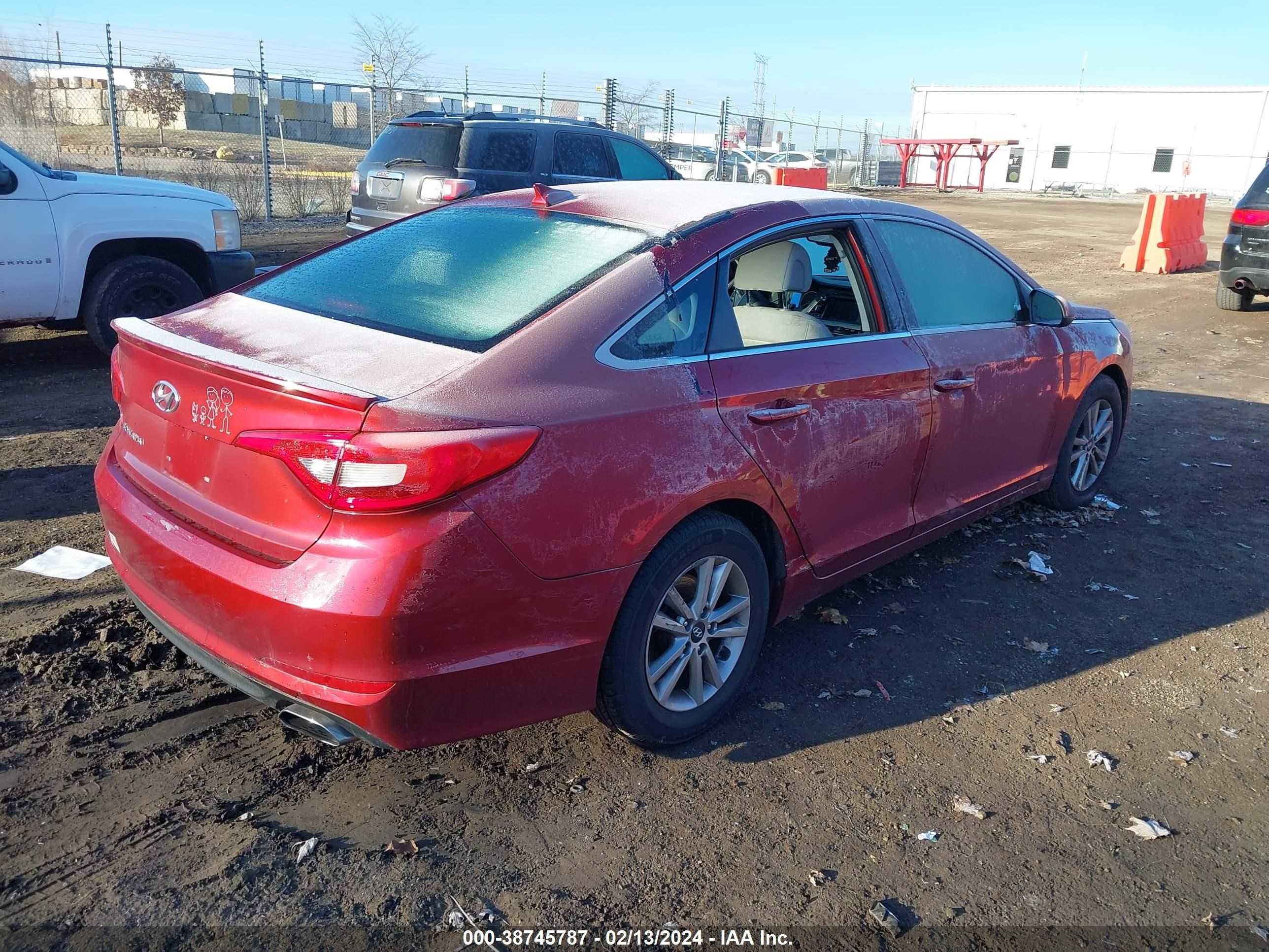 Photo 3 VIN: 5NPE24AFXGH357905 - HYUNDAI SONATA 