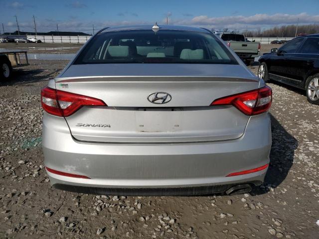 Photo 5 VIN: 5NPE24AFXGH363400 - HYUNDAI SONATA SE 