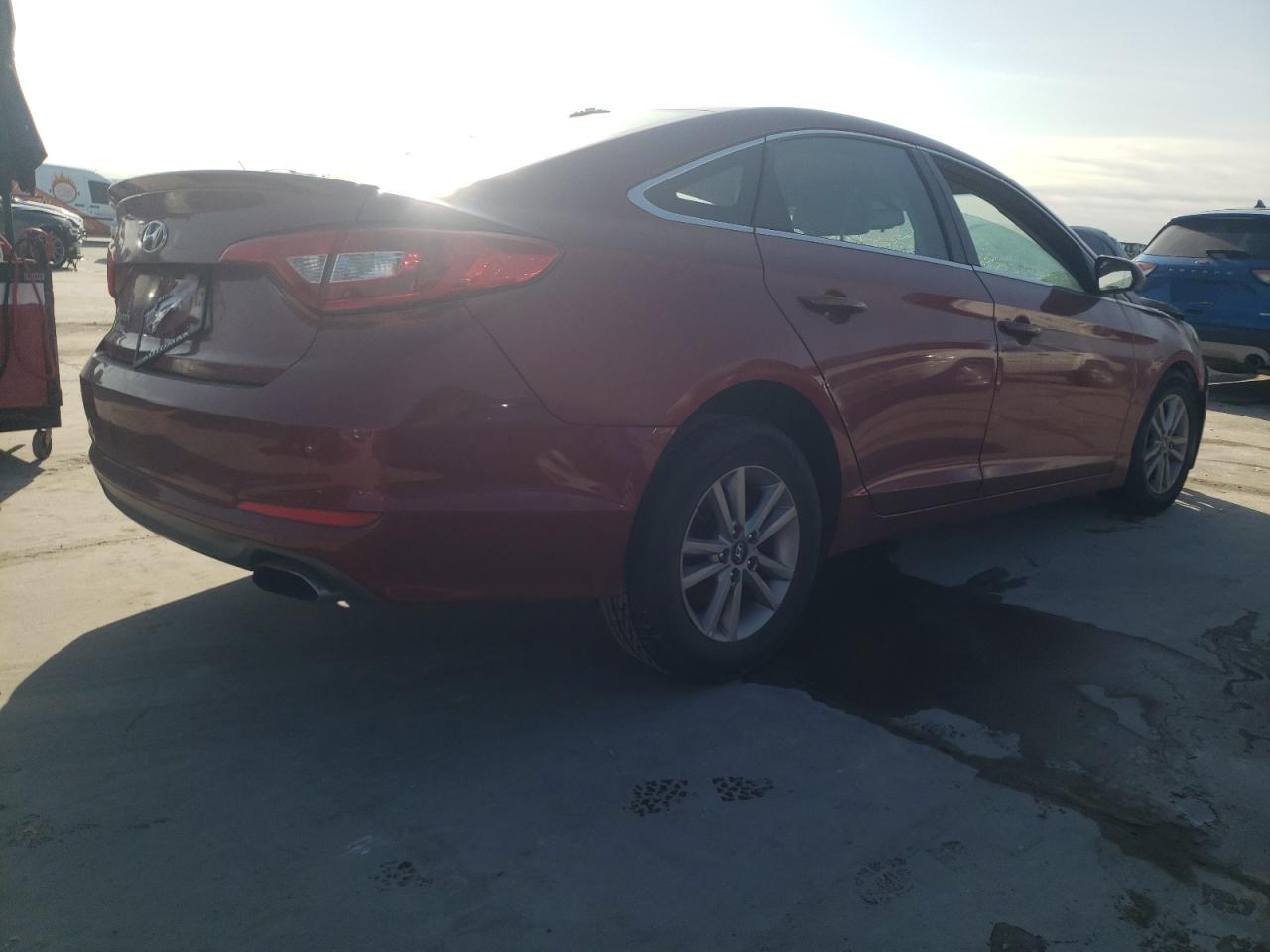 Photo 2 VIN: 5NPE24AFXGH365549 - HYUNDAI SONATA 