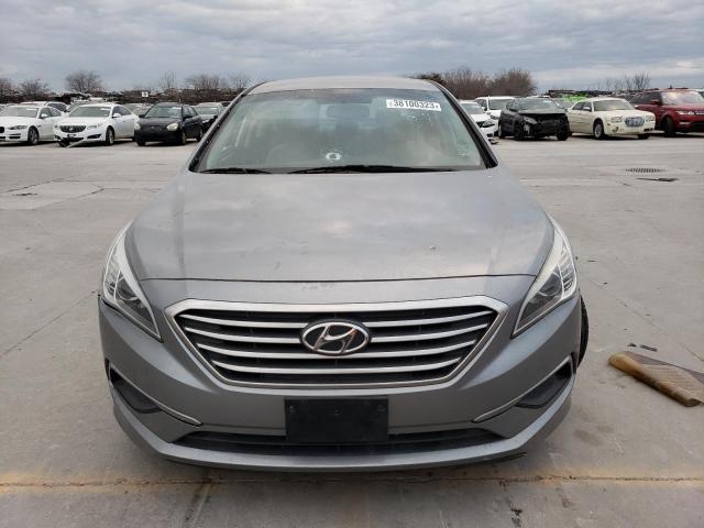 Photo 4 VIN: 5NPE24AFXGH369908 - HYUNDAI SONATA SE 