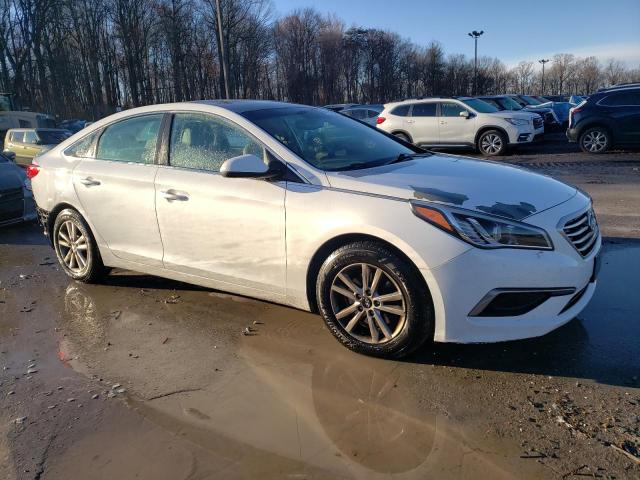 Photo 3 VIN: 5NPE24AFXGH370234 - HYUNDAI SONATA SE 