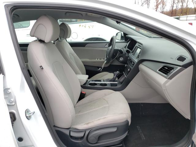 Photo 4 VIN: 5NPE24AFXGH373635 - HYUNDAI SONATA SE 