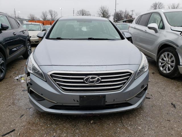 Photo 4 VIN: 5NPE24AFXGH377023 - HYUNDAI SONATA SE 