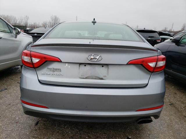 Photo 5 VIN: 5NPE24AFXGH377023 - HYUNDAI SONATA SE 