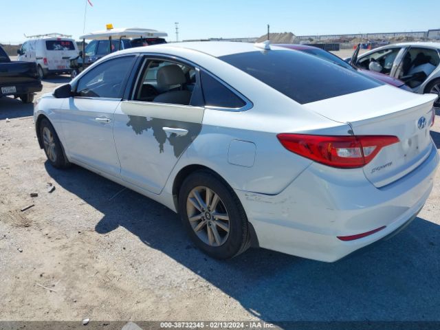 Photo 2 VIN: 5NPE24AFXGH382769 - HYUNDAI SONATA 