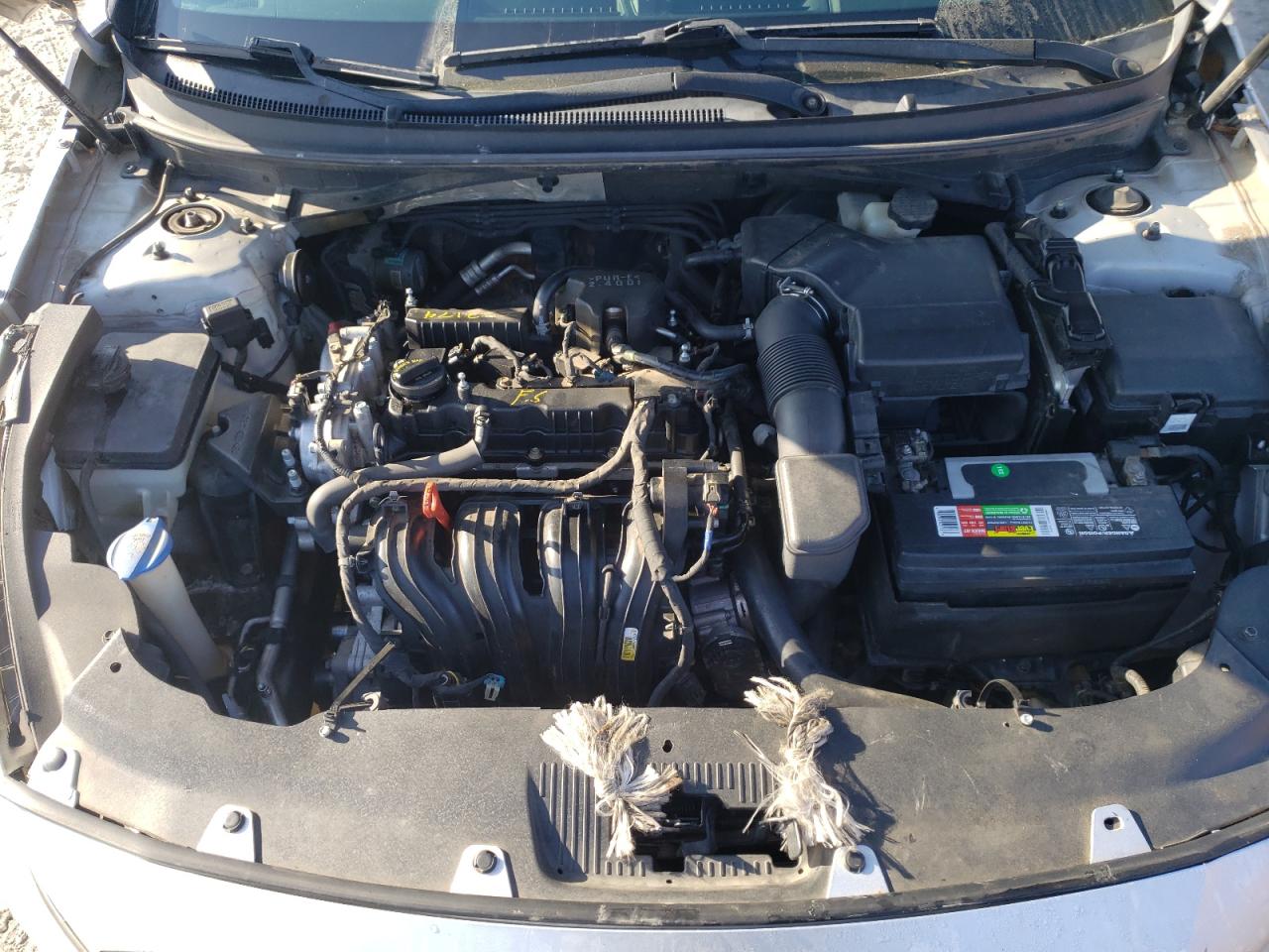 Photo 10 VIN: 5NPE24AFXGH383923 - HYUNDAI SONATA 