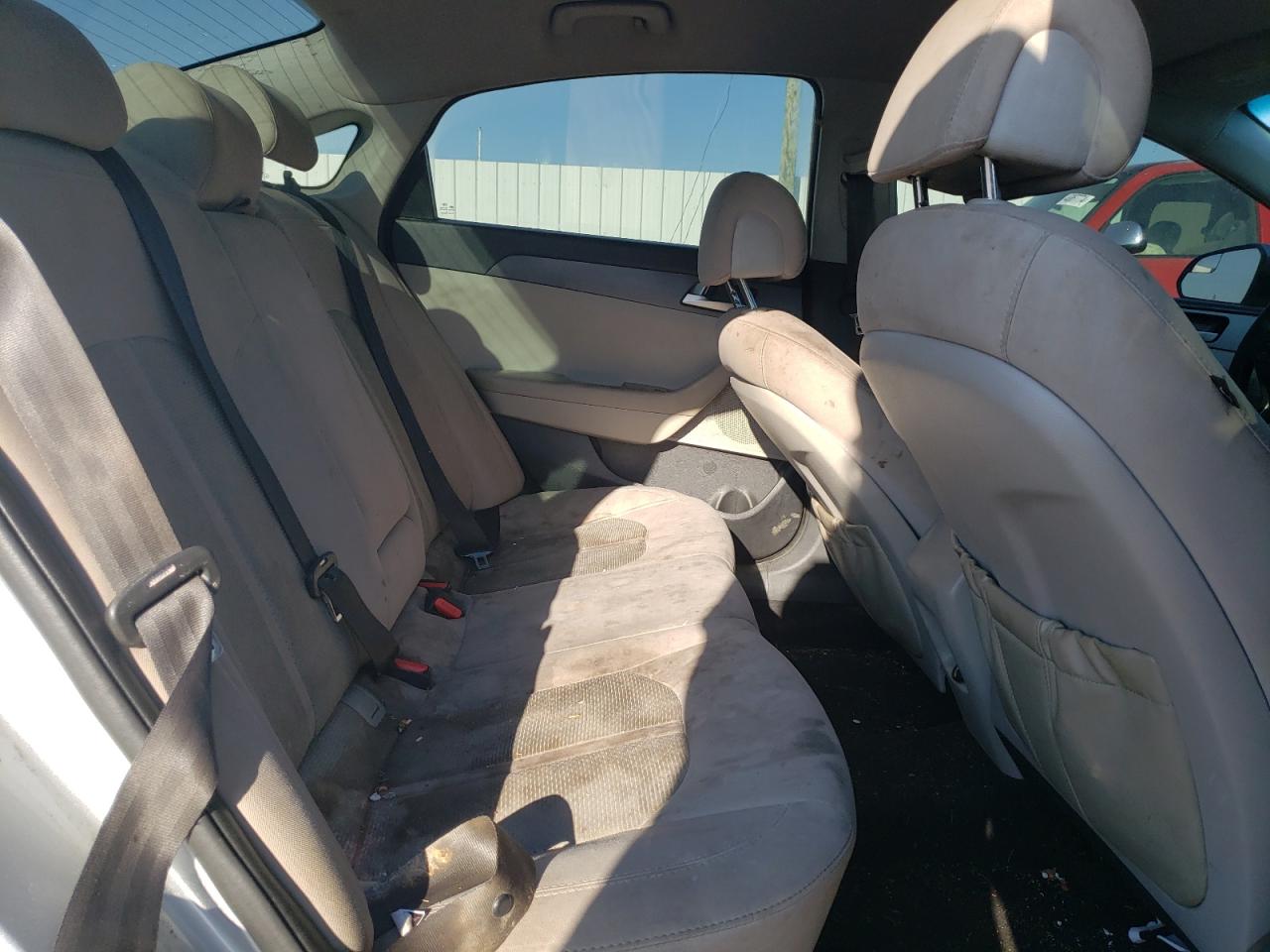 Photo 9 VIN: 5NPE24AFXGH383923 - HYUNDAI SONATA 