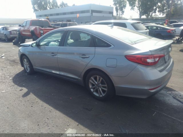 Photo 2 VIN: 5NPE24AFXGH392928 - HYUNDAI SONATA 