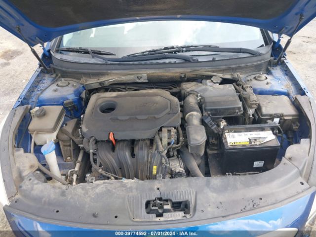 Photo 9 VIN: 5NPE24AFXGH395974 - HYUNDAI SONATA 