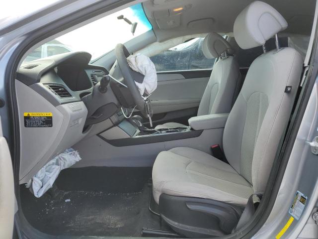 Photo 6 VIN: 5NPE24AFXGH396171 - HYUNDAI SONATA SE 