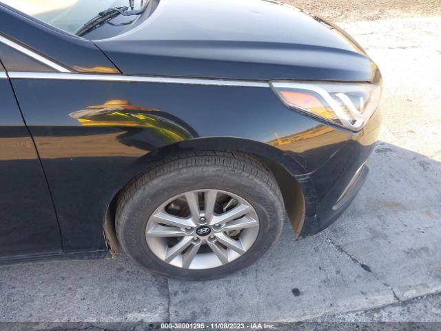 Photo 5 VIN: 5NPE24AFXGH397367 - HYUNDAI SONATA 