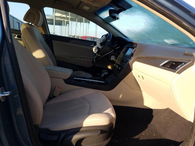 Photo 4 VIN: 5NPE24AFXGH403992 - HYUNDAI SONATA SE 