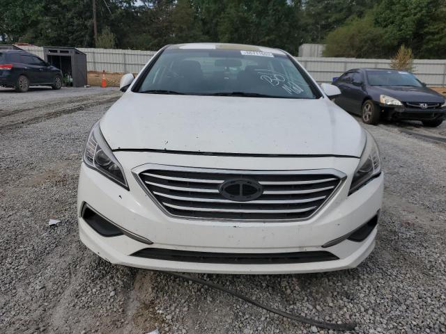 Photo 4 VIN: 5NPE24AFXGH405175 - HYUNDAI SONATA SE 