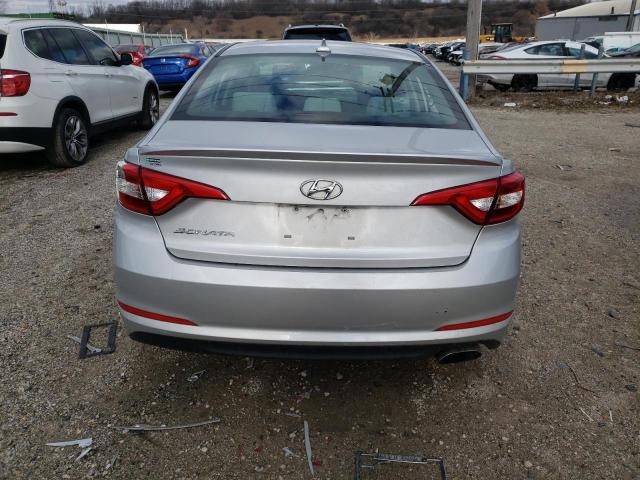 Photo 5 VIN: 5NPE24AFXGH407993 - HYUNDAI SONATA SE 