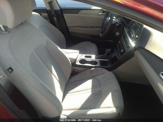 Photo 4 VIN: 5NPE24AFXGH408786 - HYUNDAI SONATA 